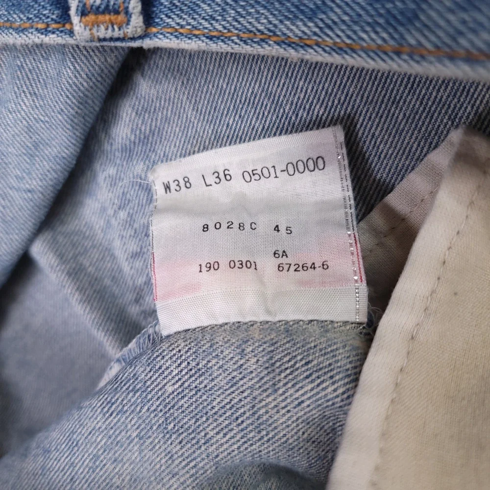 Vintage Levis 501 Mens Light Wash Distressed Straight Leg Button Fly Jeans 36x33